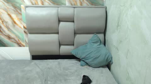 Apolo online show from 09-26-25, 06:45