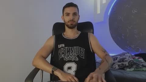 Apolo Lux  online show from 02-08-26, 08:34