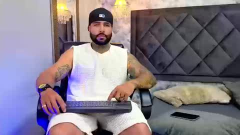 Apolo online show from 09-20-25, 11:17