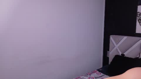 Apolo online show from 06-21-26, 05:43