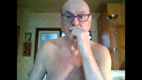 Snapshot of apony58 chatting on 02-08-25, 02:49 Adam online show from 02-08-25, 02:49
