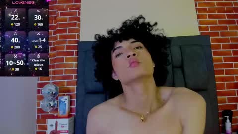 Snapshot of appolo_jay chatting on 01-24-25, 11:23 appolo online show from 01-24-25, 11:23