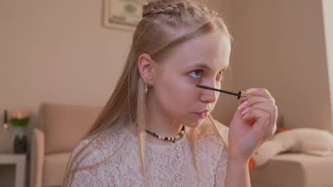  REYNA  next stream is 11h of Feb online show from 04-11-26, 03:27