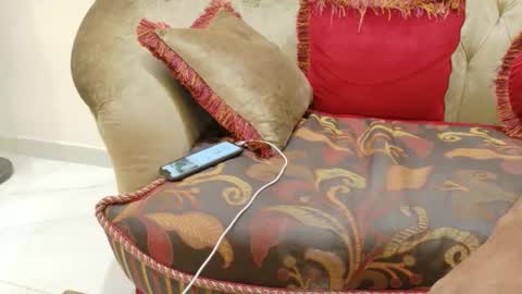 Snapshot of april2000 chatting on 01-16-26, 02:10 april2000 online show from 01-16-26, 02:10