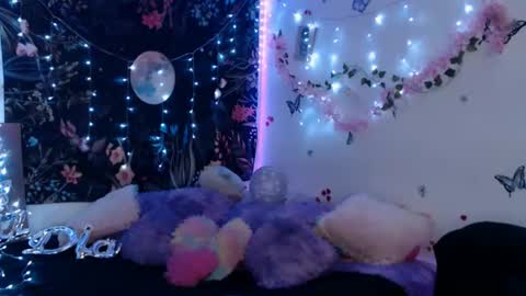 april_l6 online show from 02-06-26, 12:04