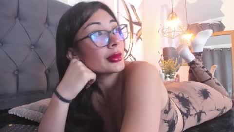 Snapshot of aprildeams chatting on 02-20-25, 12:15 Cris online show from 02-20-25, 12:15