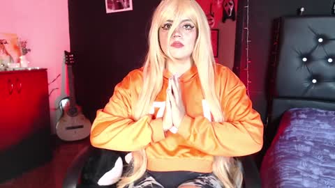 Snapshot of aprildol chatting on 01-23-25, 06:49 lucy online show from 01-23-25, 06:49