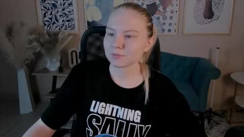 April. All year round.  online show from 11-11-25, 02:11