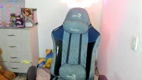 aqua emilly online show from 03-07-26, 11:13