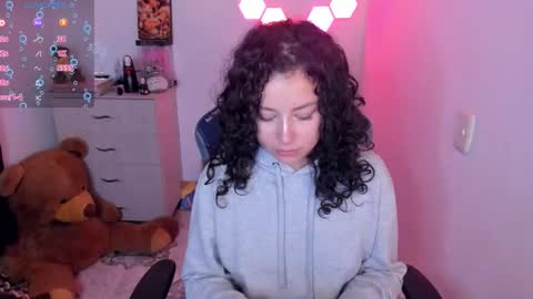 aqua emilly online show from 03-12-26, 11:44