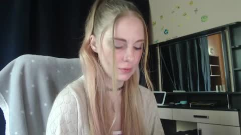 Snapshot of aqualen chatting on 05-15-26, 09:38 aqualen online show from 05-15-26, 09:38