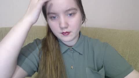 Josefin online show from 12-23-25, 05:27