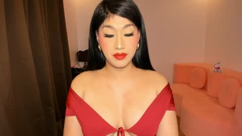 Snapshot of aqueenofcumxx chatting on 06-27-26, 12:22 Alicia online show from 06-27-26, 12:22