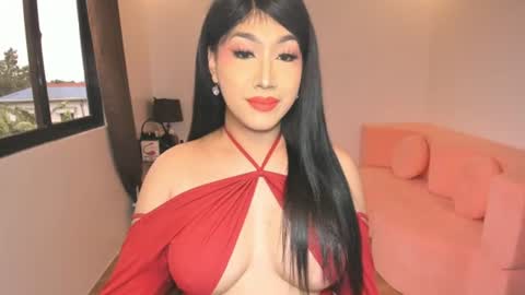 Snapshot of aqueenofcumxx chatting on 08-03-26, 05:06 Alicia online show from 08-03-26, 05:06