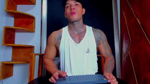 AquilesElpapi online show from 04-09-26, 06:30