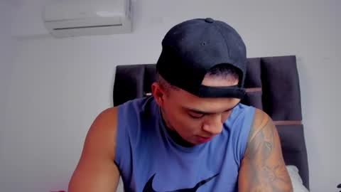 AquilesElpapi online show from 06-20-26, 05:49