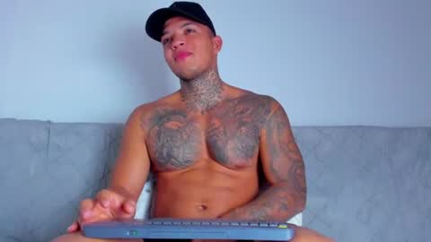 AquilesElpapi online show from 07-16-26, 10:32