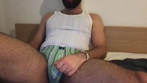 Snapshot of arabeef23 chatting on 10-12-25, 03:22 arabeef23 online show from 10-12-25, 03:22
