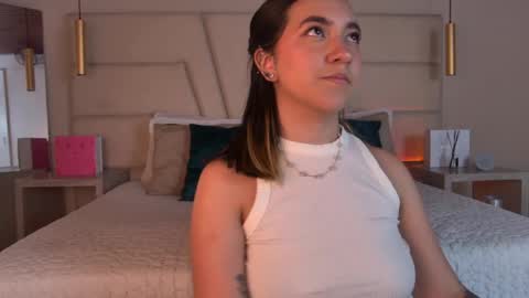 Snapshot of arabella__1 chatting on 06-04-26, 01:11 Arabella online show from 06-04-26, 01:11