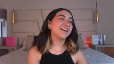 Snapshot of arabella__1 chatting on 06-05-26, 01:23 Arabella online show from 06-05-26, 01:23