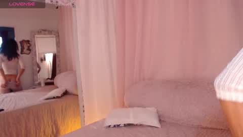 Nadia Cyel online show from 02-03-25, 10:43