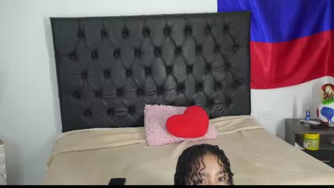   online show from 07-18-26, 07:23