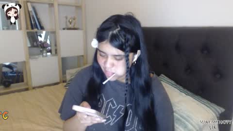 Aralyn  online show from 12-01-25, 12:10