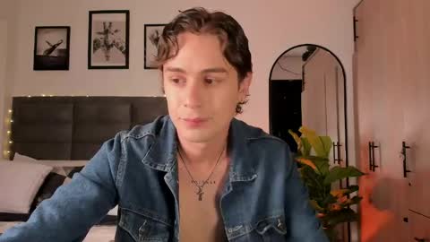 Snapshot of archiekingss chatting on 05-01-26, 06:23 Archie online show from 05-01-26, 06:23