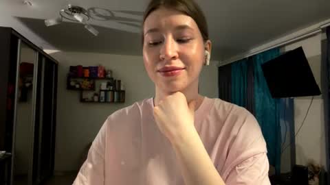 Marie online show from 07-02-26, 06:25