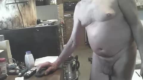 arealshowoff online show from 05-12-26, 12:35