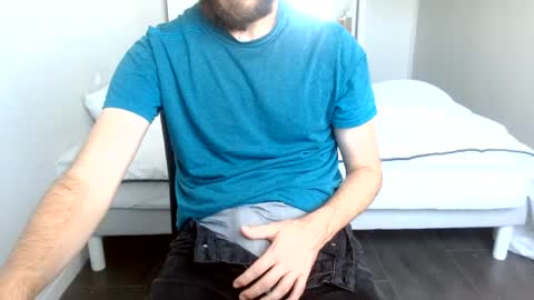 Arek online show from 07-22-26, 05:16