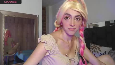 Sharlotte online show from 02-13-25, 08:13