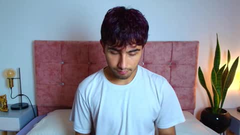 Ares Alpha  online show from 11-26-25, 07:04