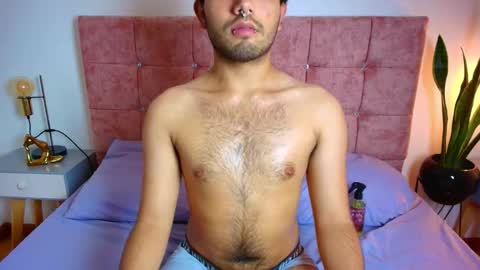 Ares Alpha  online show from 11-28-25, 06:32