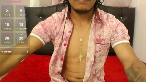 ares_hot_boy online show from 01-17-26, 11:37