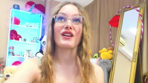 Ariel online show from 03-27-26, 04:18