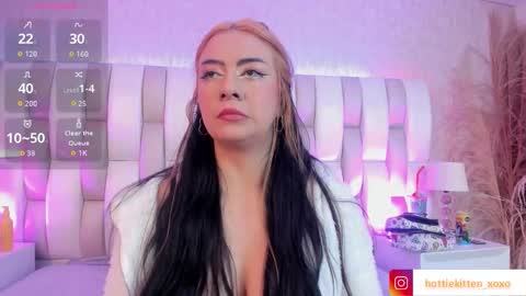 ari_lynn_ online show from 02-25-26, 03:38