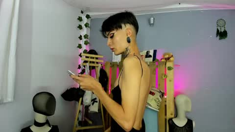 Annie online show from 05-21-26, 02:29