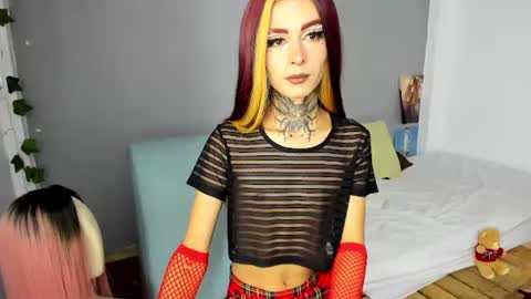 Annie online show from 07-07-26, 02:36