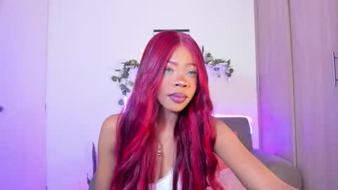 Snapshot of aria_brown_19 chatting on 09-15-25, 07:47    ARIA    online show from 09-15-25, 07:47