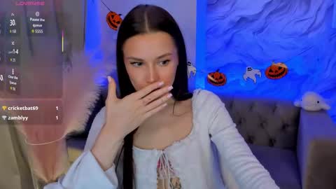 Snapshot of aria_mila chatting on 10-25-25, 11:29 aria_mila online show from 10-25-25, 11:29