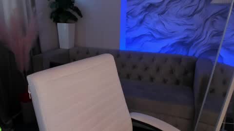 aria_mila online show from 04-16-26, 02:56