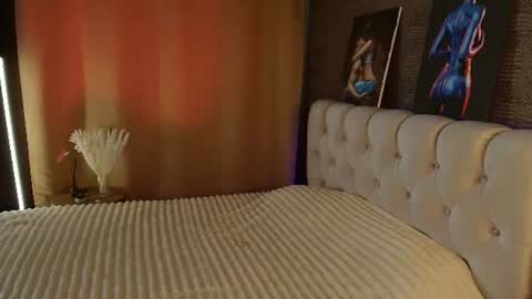 aria_mila online show from 07-04-26, 09:37