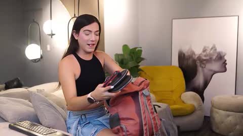 Ariaa online show from 02-25-26, 06:50