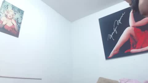 ariacoral online show from 03-04-25, 07:01