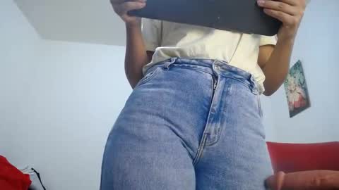 ariacoral online show from 09-09-25, 12:37