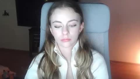 Snapshot of ariacreazy chatting on 11-03-25, 09:16 AriaCreazy online show from 11-03-25, 09:16