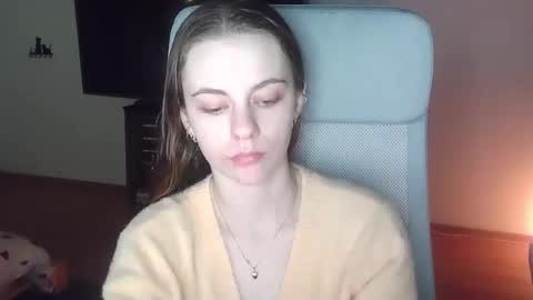 Snapshot of ariacreazy chatting on 11-06-25, 09:37 AriaCreazy online show from 11-06-25, 09:37