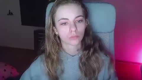 Snapshot of ariacreazy chatting on 11-15-25, 04:14 AriaCreazy online show from 11-15-25, 04:14