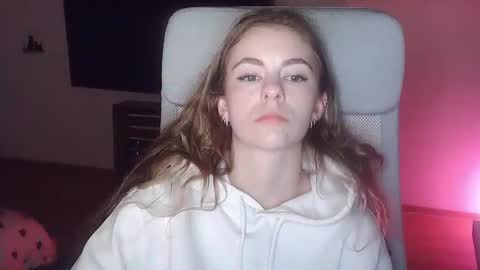 Snapshot of ariacreazy chatting on 11-17-25, 09:31 AriaCreazy online show from 11-17-25, 09:31